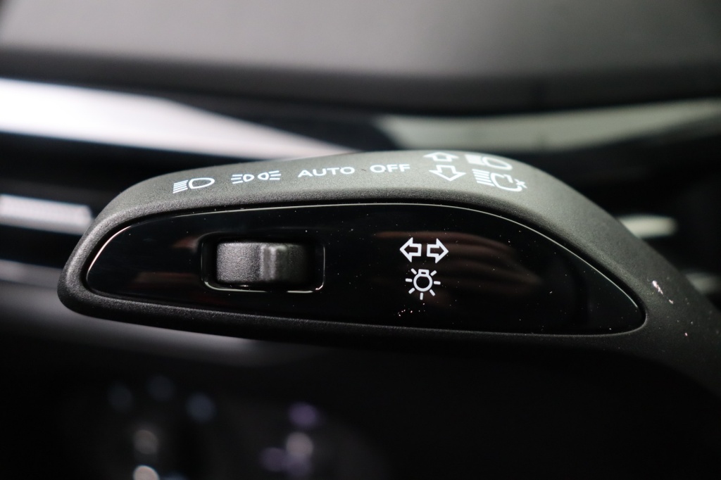 MG MG4 Luxury X Power EV 64 kWh 6AT AWD - ref: 7-51881 - Photo 18