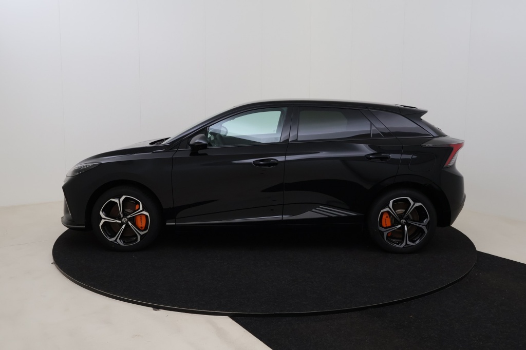 MG MG4 Luxury X Power EV 64 kWh 6AT AWD - ref: 7-51881 - Photo 9