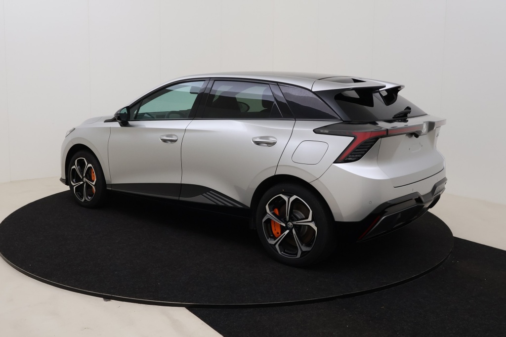 MG MG4 Luxury X Power EV 64 kWh 6AT AWD - ref: 7-51882 - Photo 8