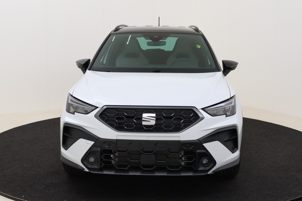 SEAT Arona FR Edition 1,0 TSI 115 hp DSG7 - ref: 7-52468 - Photo 2