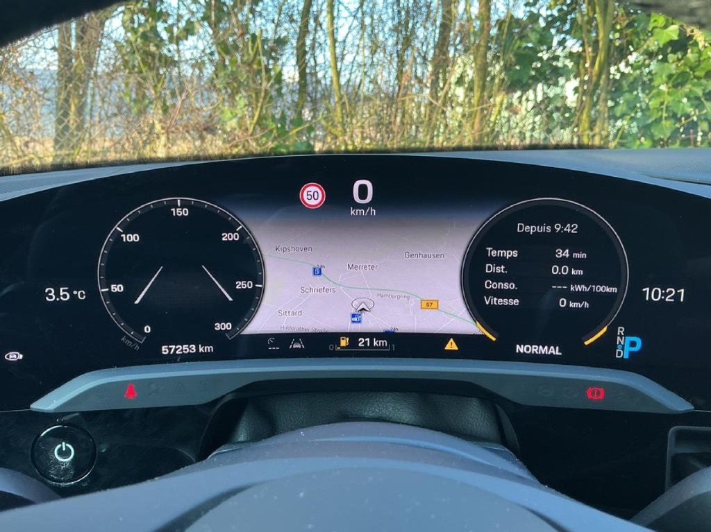 PORSCHE Taycan Cross Turismo Taycan Cross Turismo 4 Taycan Cross Turismo 4 - ref: 7-52499 - Photo 10