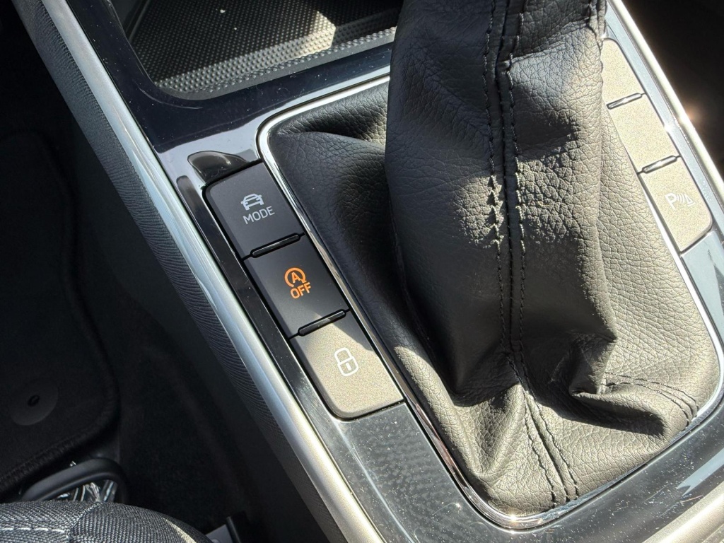 SKODA Fabia Top Selection 1.0 TSI - ref: 7-52589 - Photo 16