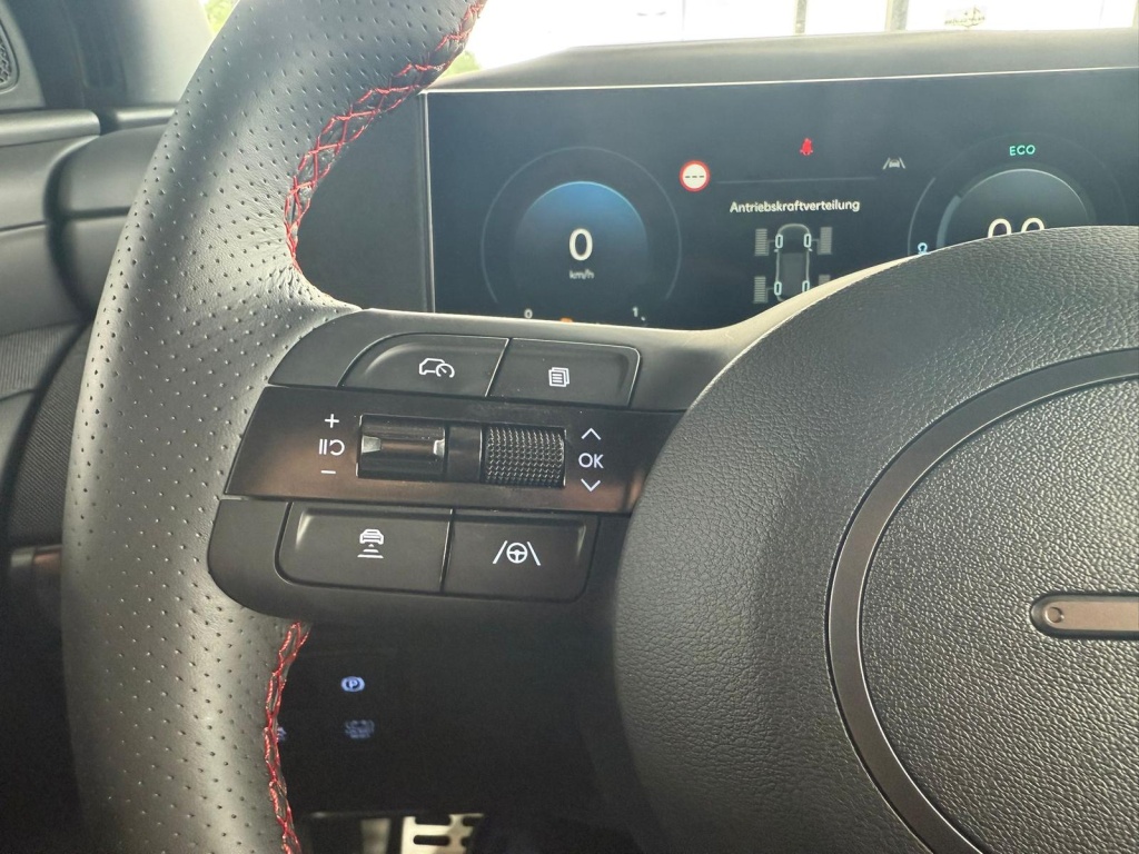 HYUNDAI Tucson N Line 1.6L T-GDi Hybrid (HEV) 4WD - ref: 7-52629 - Photo 17