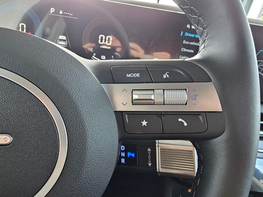 HYUNDAI Tucson E-Motion 1.6L T-GDi Hybrid (HEV) 2WD - ref: 7-52641 - Photo 16