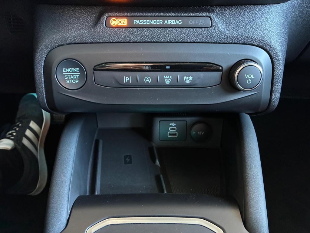 FORD Focus Active X 1.0L Hybrid (999cc) Automatic (7-speed) - ref: 7-52675 - Photo 16