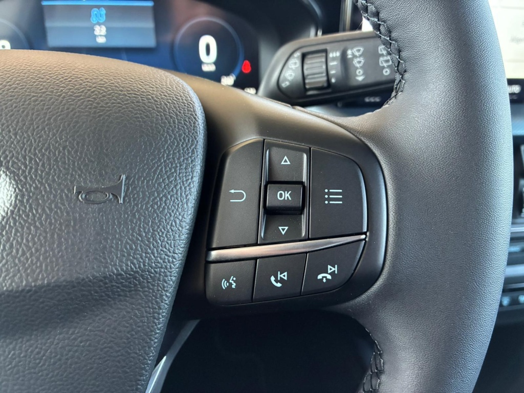 FORD Focus Active X 1.0L Hybrid (999cc) Automatic (7-speed) - ref: 7-52675 - Photo 20