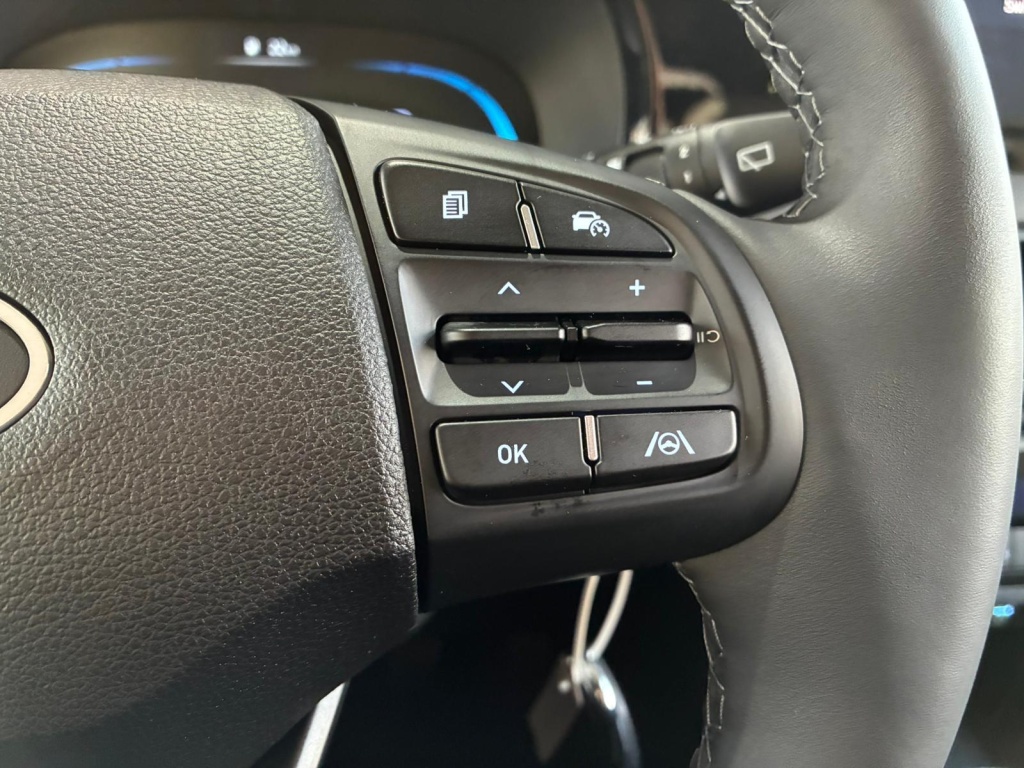 HYUNDAI i10 Premium 1.2L GDI - ref: 7-52723 - Photo 18