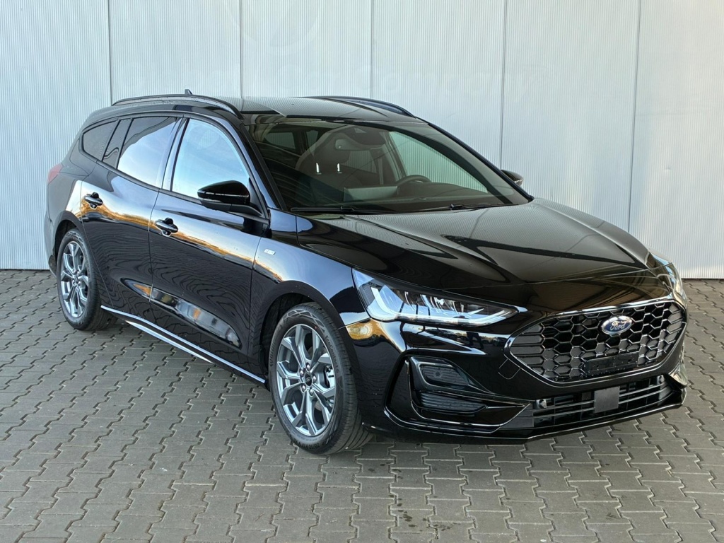 FORD Focus ST-Line X 1.0L Hybrid (999cc) Automatic (7-speed) - ref: 7-52741 - Photo 4