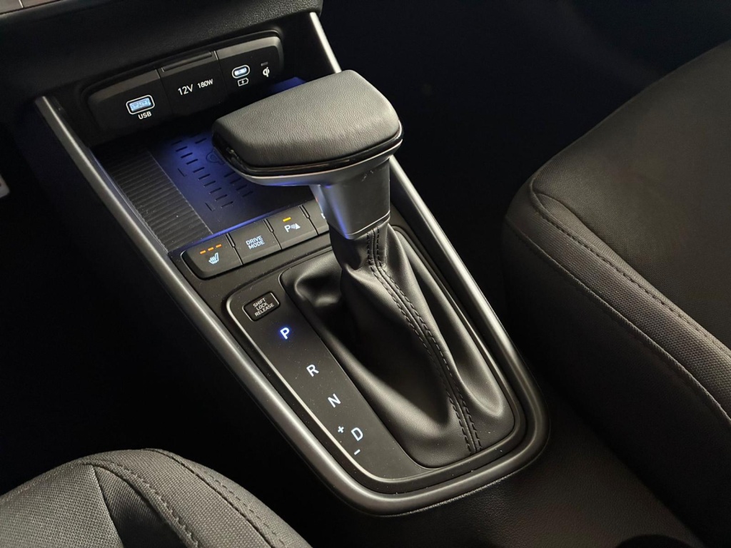 HYUNDAI Bayon Premium 1.0L T-GDI 48V (mild-hybrid) 7DCT 100 PS - ref: 7-52764 - Photo 18