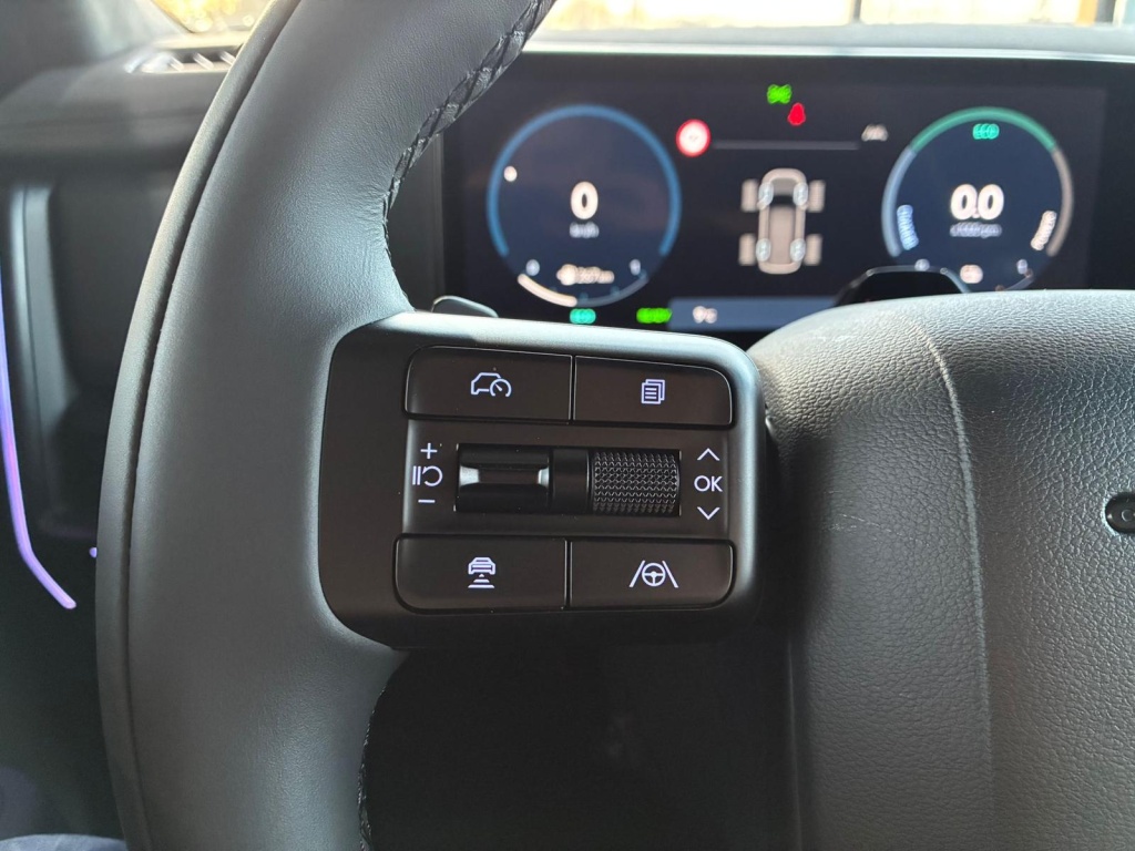 HYUNDAI Santa Fe Black Line 1.6L Plug-in Hybrid (PHEV) 4WD - ref: 7-52793 - Photo 20