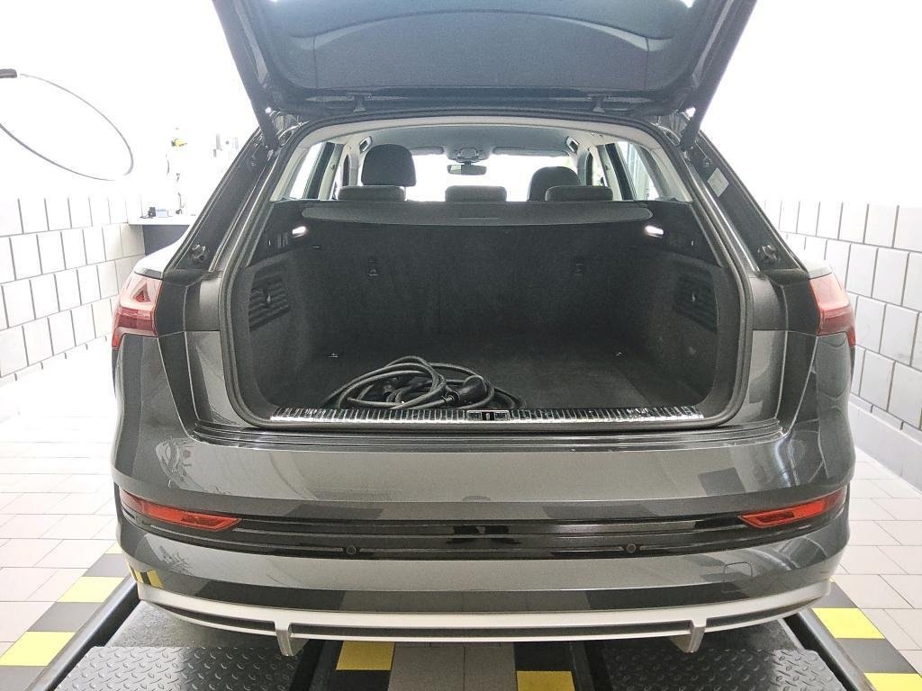AUDI E-Tron S-Line 50 - ref: 7-52837 - Photo 8