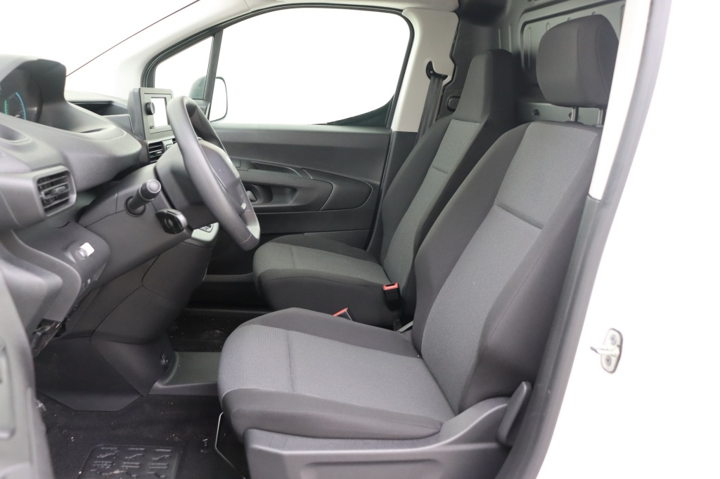 PEUGEOT Partner Maat M 50 kWh 136 hp - ref: 7-52864 - Photo 11