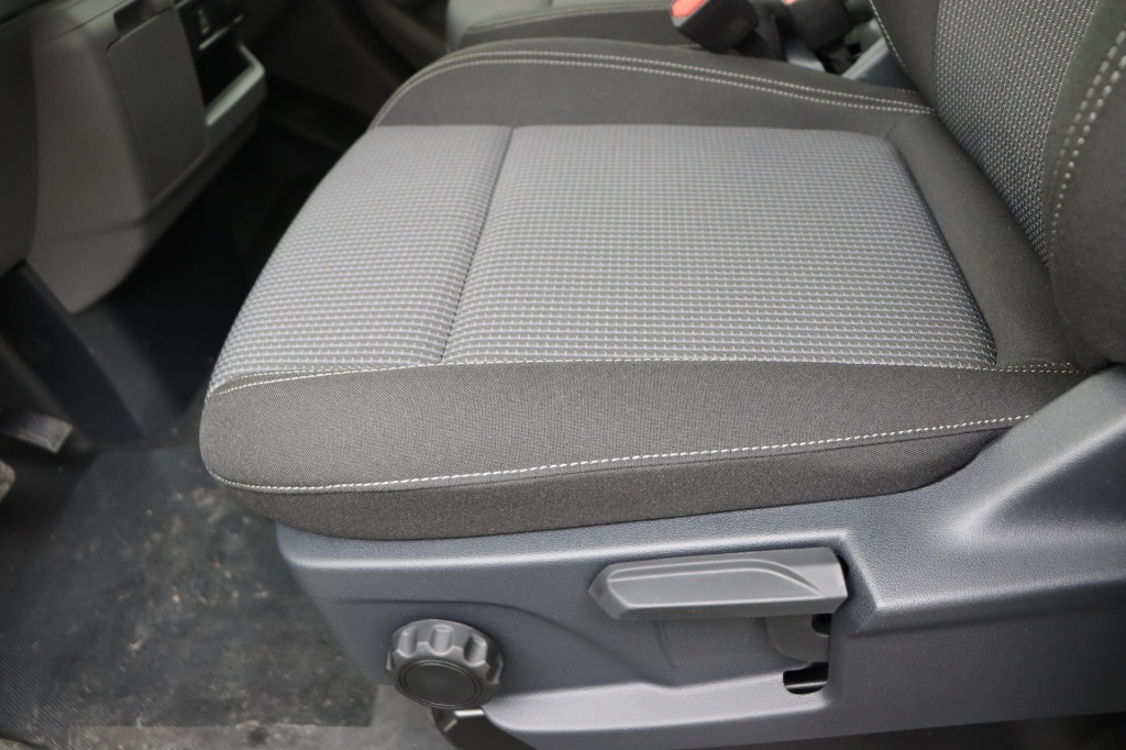 VOLKSWAGEN Transporter T7 Fourgon 3500 mm 2.0 TDI 150 hp Aut.8 - ref: 7-53076 - Photo 14