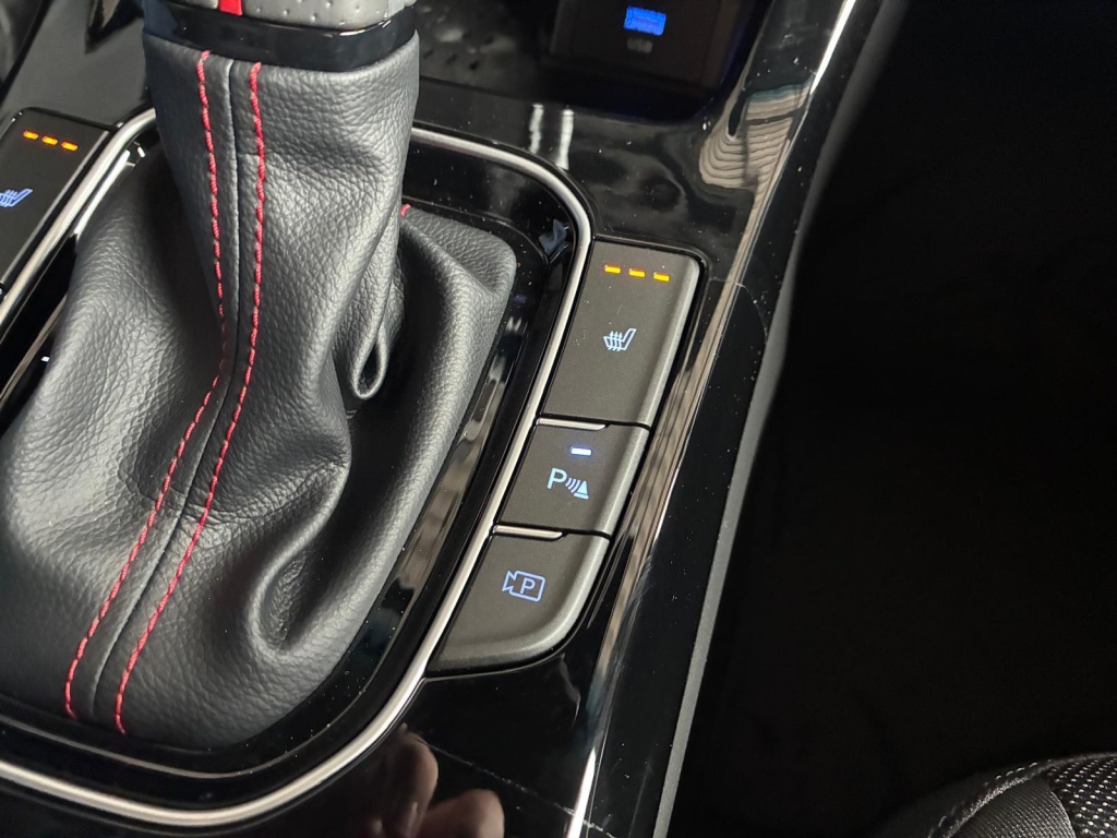 HYUNDAI i30 N-Line 1.5L T-GDI mild-hybrid (mHEV) - ref: 7-53188 - Photo 18