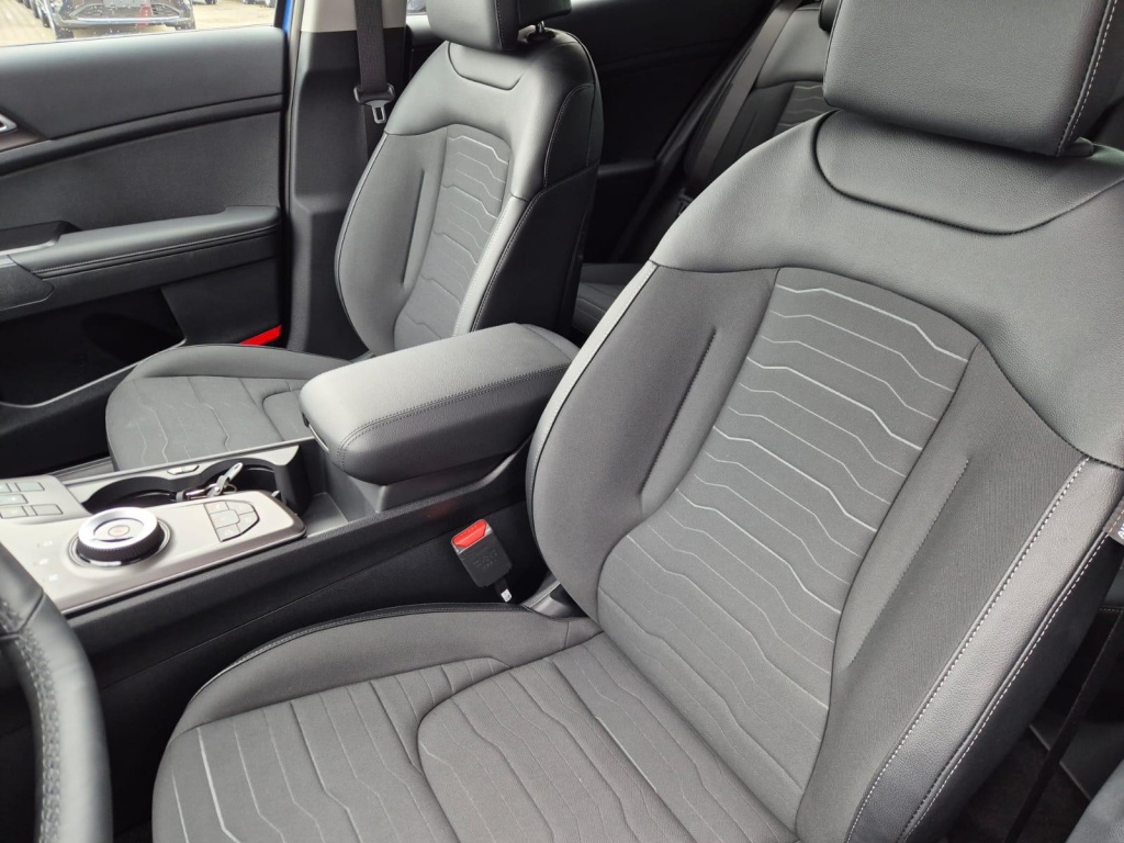 KIA Sportage 1.6 Gasoline 150hp - ref: 7-53573 - Photo 11