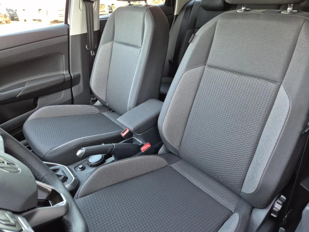 VOLKSWAGEN Taigo 1.0 TSI - ref: 7-53581 - Photo 12