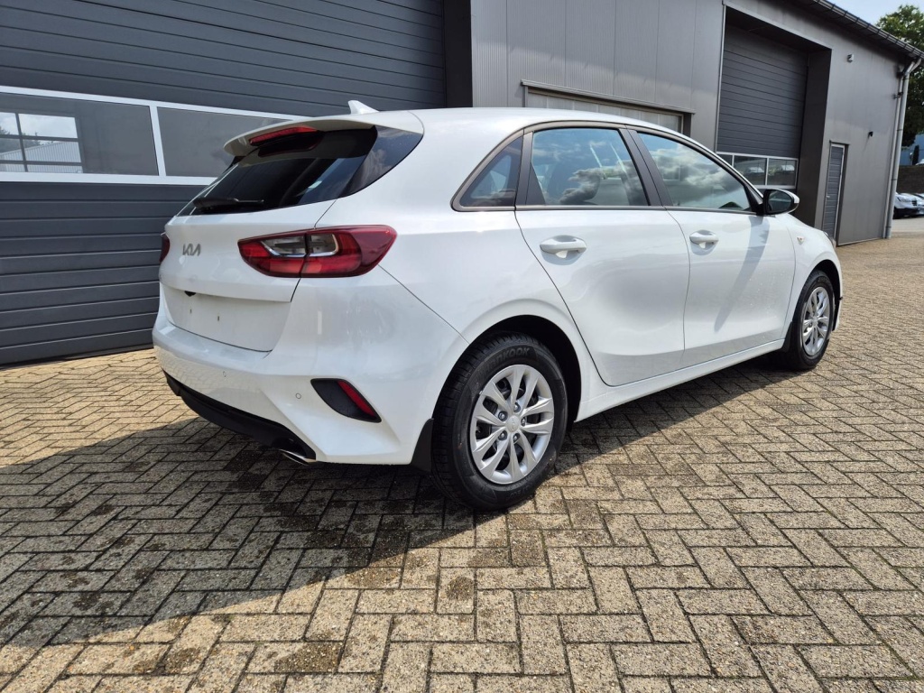 KIA Ceed Vision 1.5 Gasoline 140hp - ref: 7-53582 - Photo 5