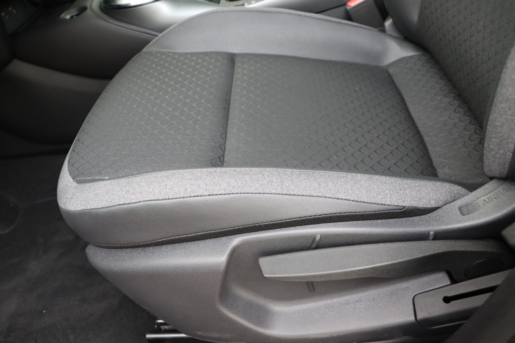 NISSAN Juke N-Connecta / Cold Pack / Alloys 19 Aero / (MY25) 1.0 DIG-T 114 hp AT 2WD - ref: 7-53913 - Photo 14