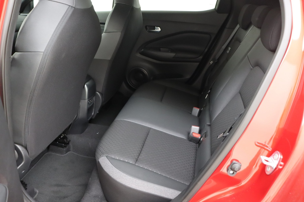 NISSAN Juke N-Connecta / Cold Pack / Alloys 19 Aero / (MY25) 1.0 DIG-T 114 hp AT 2WD - ref: 7-53913 - Photo 16