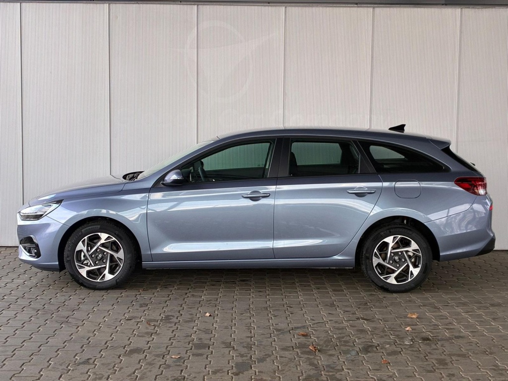 HYUNDAI i30 Comfort 1.0L GDI 100 PS (74 kW) Manual - ref: 7-54280 - Photo 2
