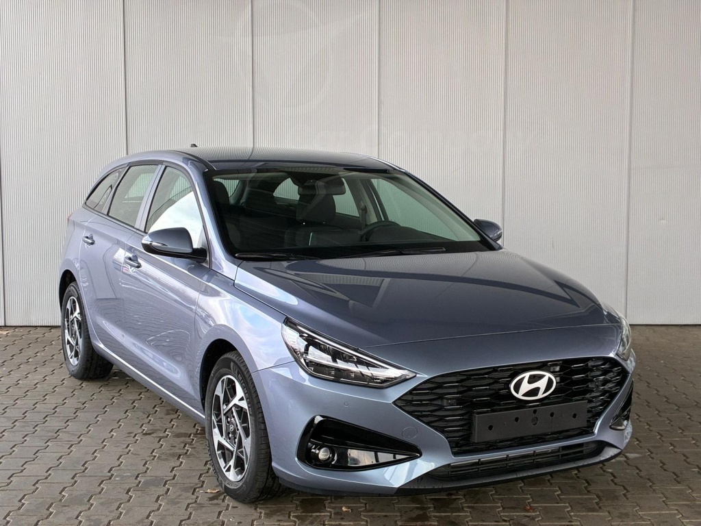 HYUNDAI i30 Comfort 1.0L GDI 100 PS (74 kW) Manual - ref: 7-54280 - Photo 4