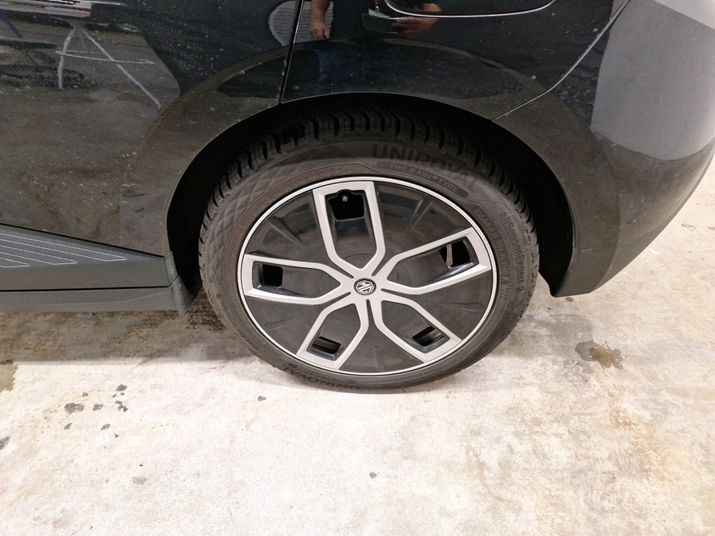 MG MG4 Luxury 64 kWh 204 hp - ref: 7-54575 - Photo 12