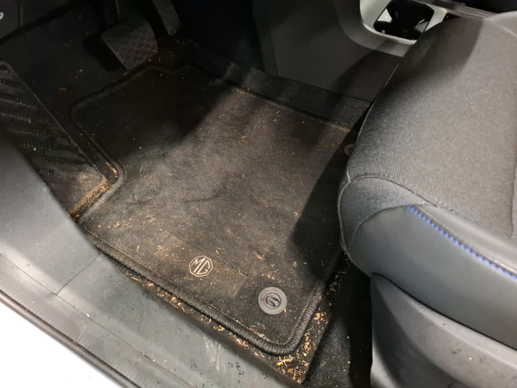 MG MG4 Luxury 64 kWh 204 hp - ref: 7-54577 - Photo 14