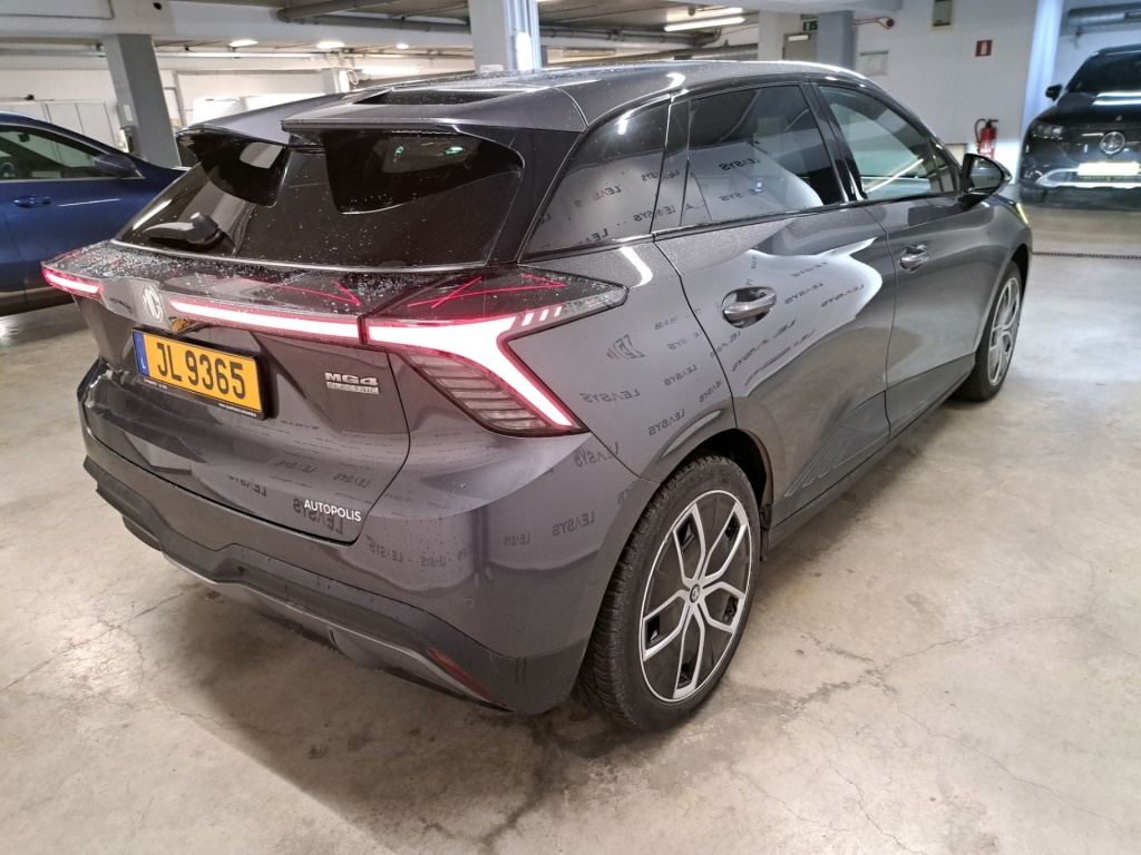 MG MG4 Luxury 64 kWh 204 hp - ref: 7-54581 - Photo 2