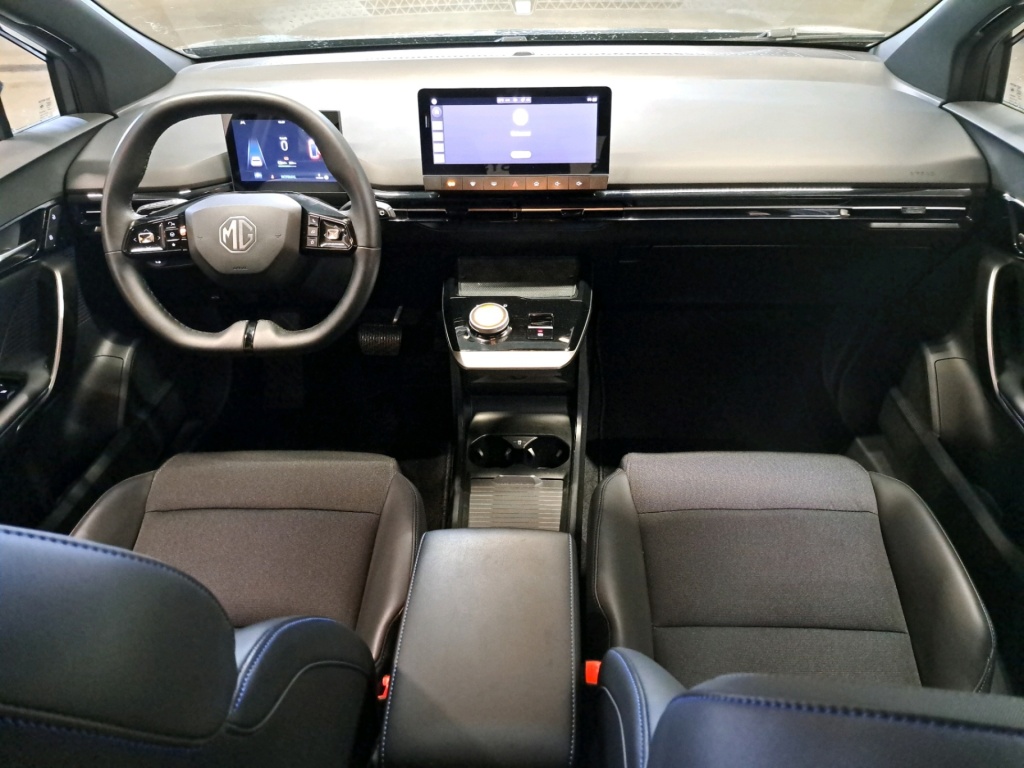 MG MG4 Luxury 64 kWh 204 hp - ref: 7-54581 - Photo 4