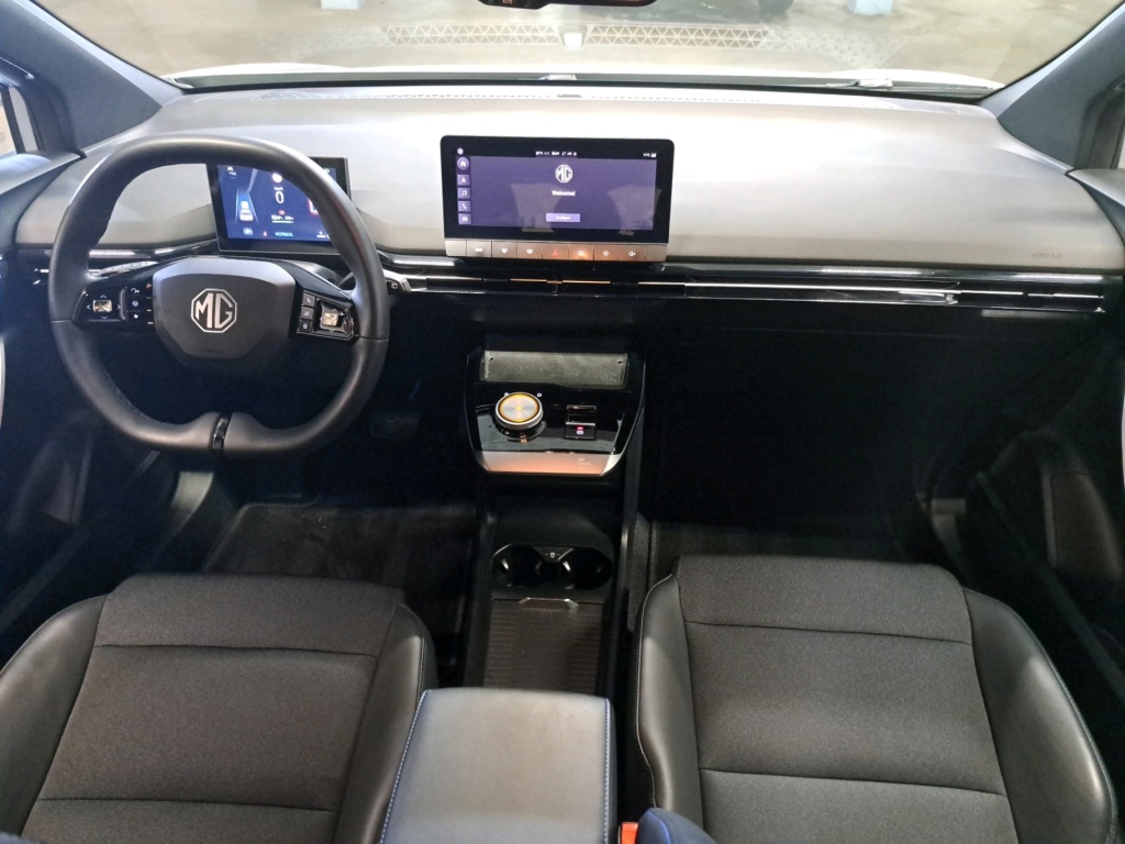 MG MG4 Luxury 64 kWh 204 hp - ref: 7-54582 - Photo 4