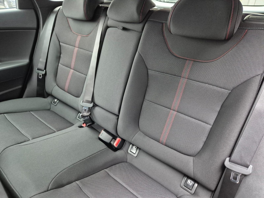 HYUNDAI i30 N-Line 1.6 Gasoline 150hp - ref: 7-54612 - Photo 12