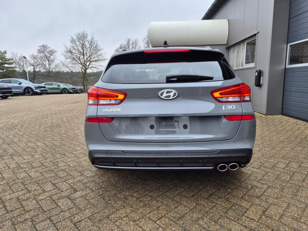 HYUNDAI i30 N-Line 1.6 Gasoline 150hp - ref: 7-54614 - Photo 4