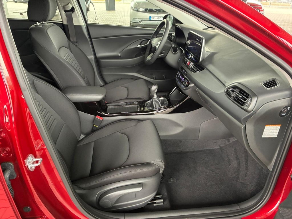 HYUNDAI i30 Style 1.5 T-GDI mHEV 140 PS - ref: 7-54620 - Photo 10