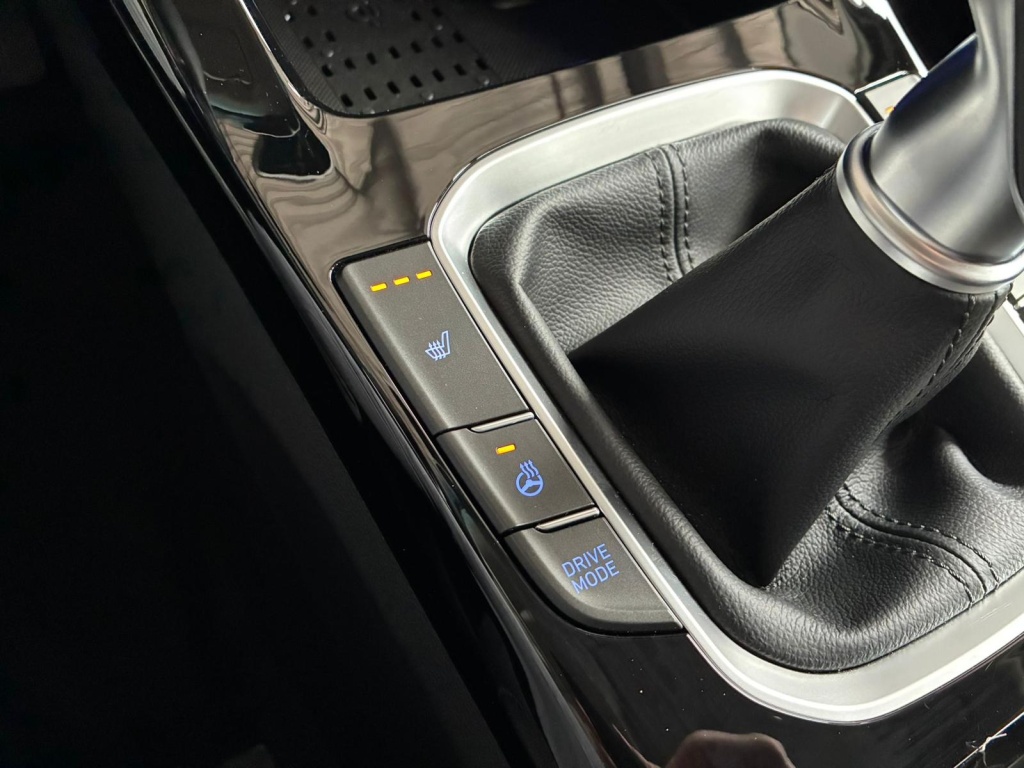 HYUNDAI i30 Style 1.5 T-GDI mHEV 140 PS - ref: 7-54620 - Photo 19