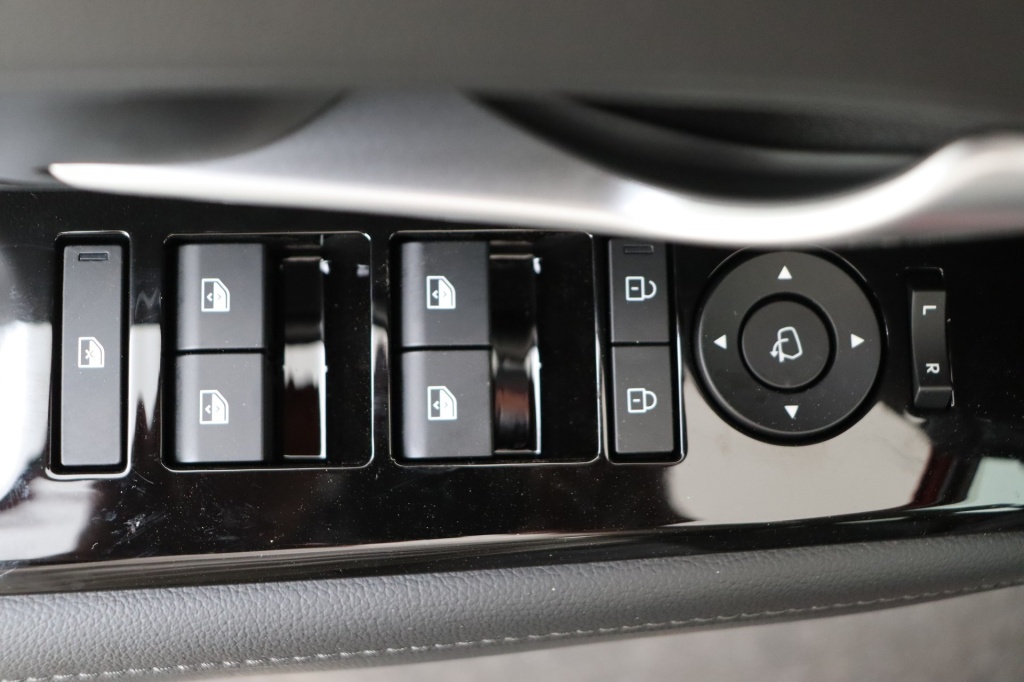 HYUNDAI Tucson Shine 1.6 T-GDi HEV 6AT - ref: 7-54769 - Photo 17