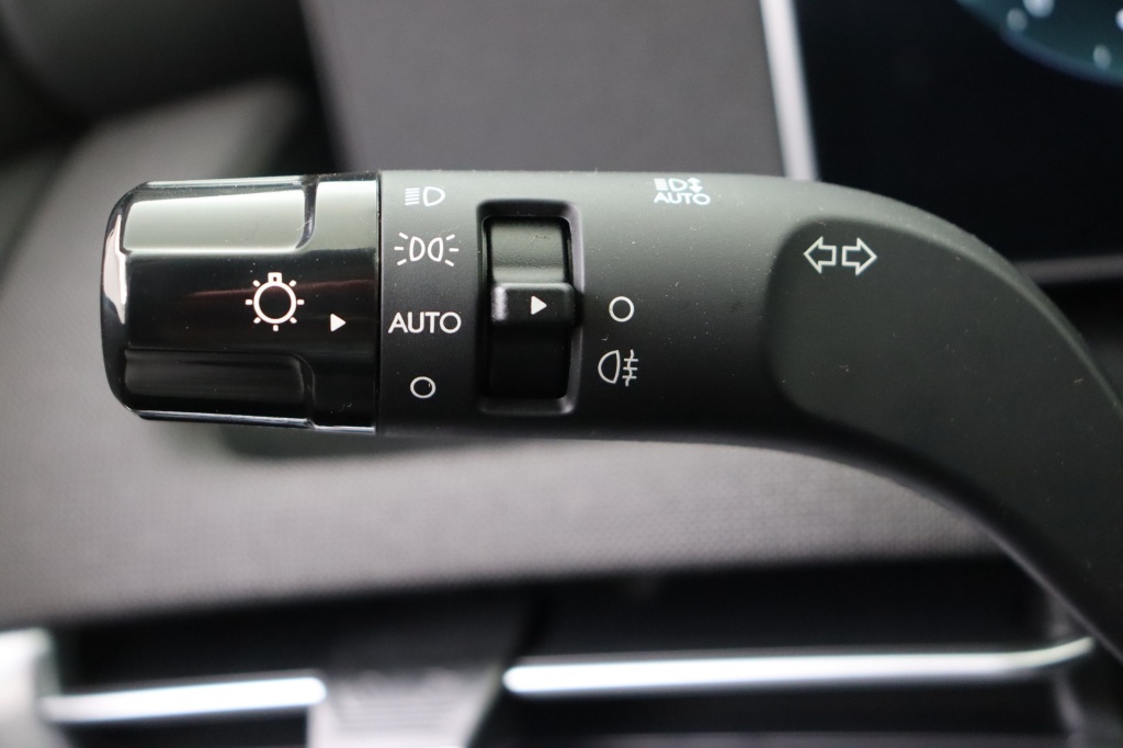 HYUNDAI Tucson Shine 1.6 T-GDi HEV 6AT - ref: 7-54771 - Photo 18