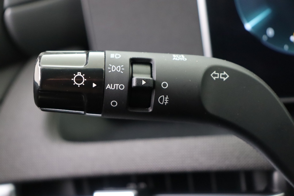 HYUNDAI Tucson Shine Sensation  1.6 T-GDi HEV 6AT - ref: 7-54772 - Photo 17