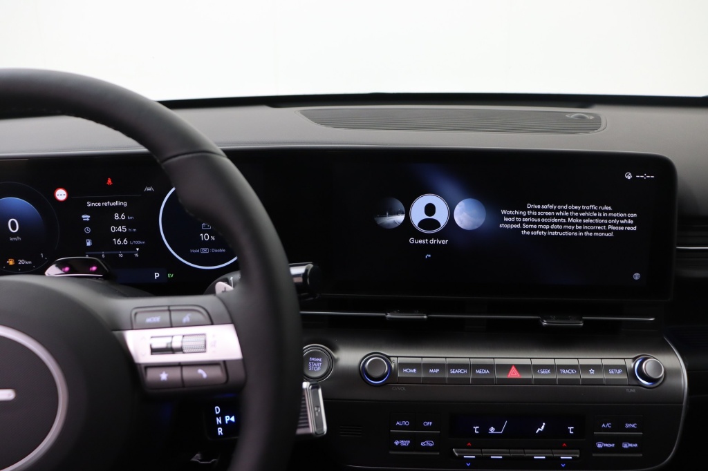 HYUNDAI Kona Shine Sensation+  1.6 Gdi HEV 6DCT - ref: 7-54773 - Photo 20