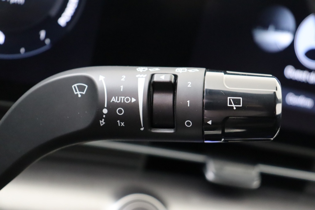 HYUNDAI Kona Shine Sensation+  1.6 Gdi HEV 6DCT - ref: 7-54774 - Photo 18