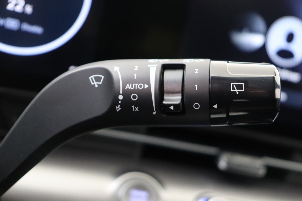 HYUNDAI Kona Feel  1.6 Gdi HEV 6DCT - ref: 7-54775 - Photo 18