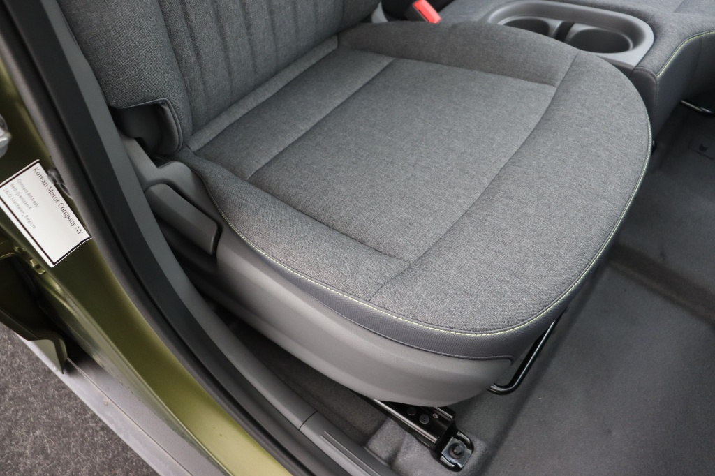 HYUNDAI Inster Cross Roof Rack 49kWh 115 - ref: 7-54783 - Photo 16