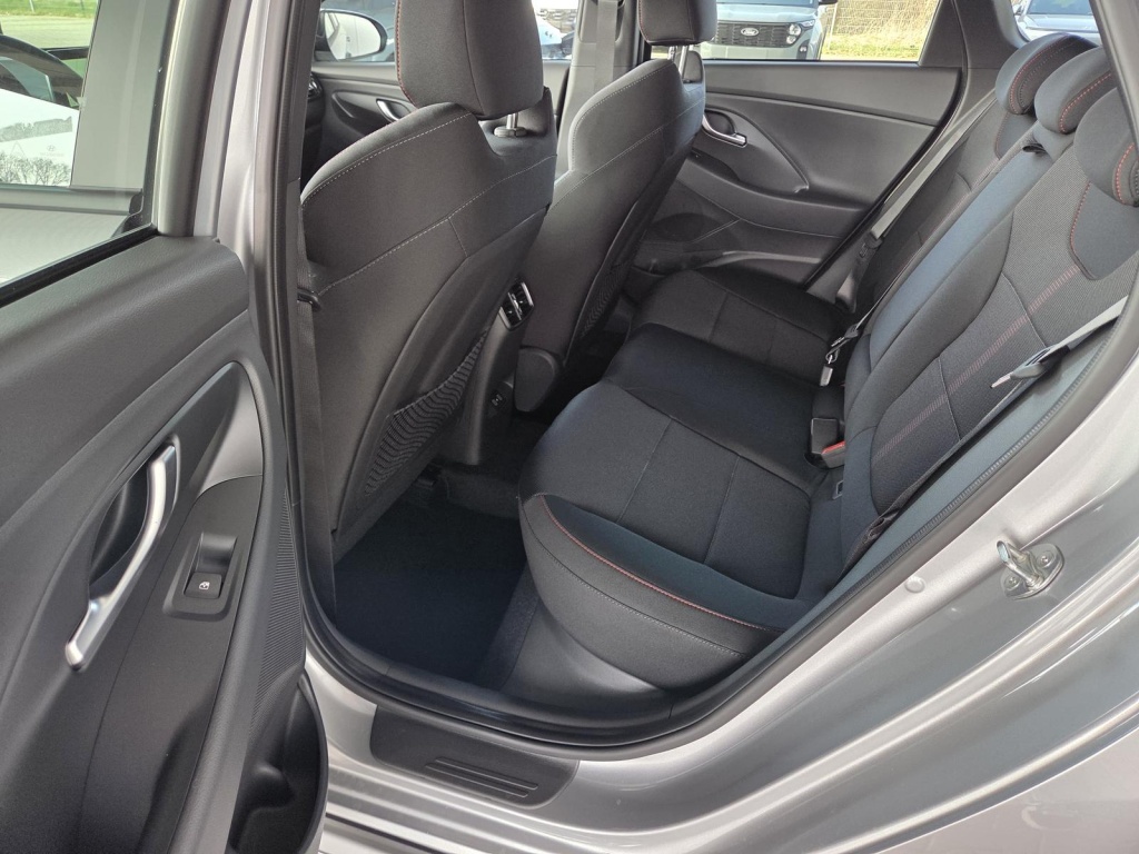 HYUNDAI i30 N-Line 1.5L T-GDI Mild Hybrid (mHEV) DCT - ref: 7-54934 - Photo 6