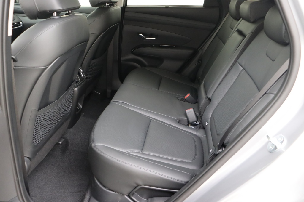 HYUNDAI Tucson Shine Sensation 1.6 T-GDi HEV 239 hp 6AT - ref: 7-55031 - Photo 16