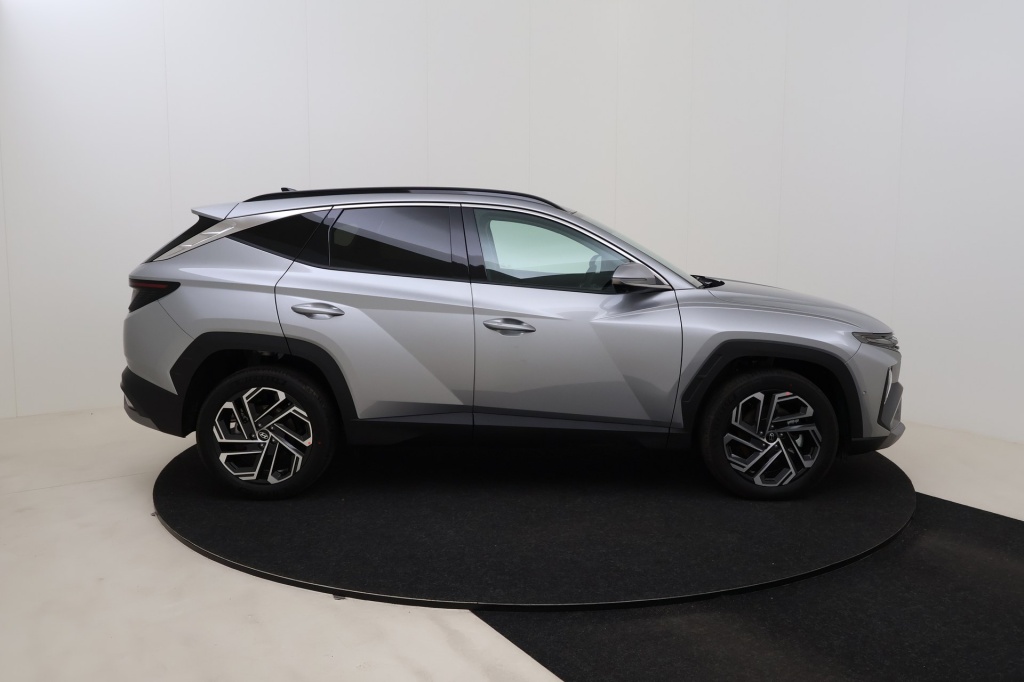 HYUNDAI Tucson Shine Sensation 1.6 T-GDi HEV 239 hp 6AT - ref: 7-55031 - Photo 4