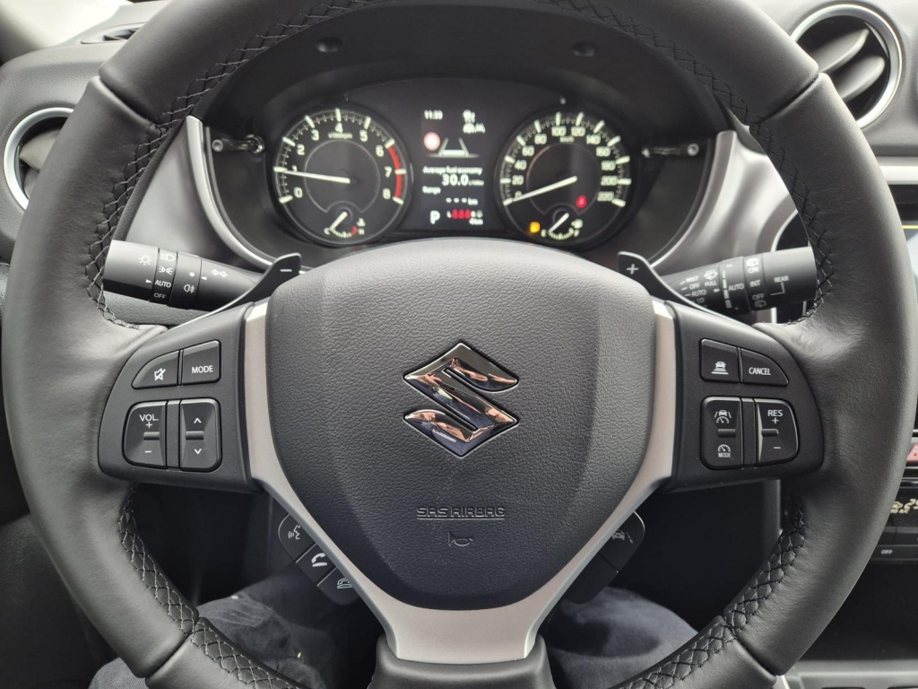 SUZUKI Vitara Comfort+ 1.4 Gasoline 110hp - ref: 7-55173 - Photo 15