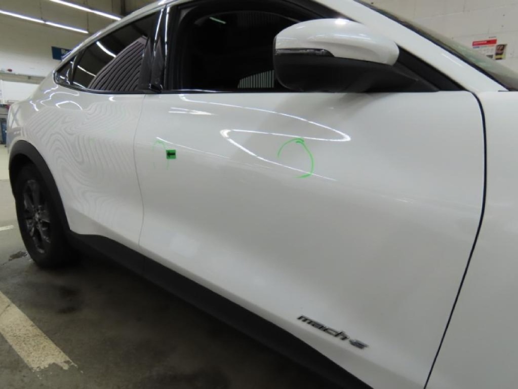 FORD Mustang Mach-E Mustang MACH-E Basis (Standard Range) Elektro 269hp - ref: 7-55271 - Photo 18