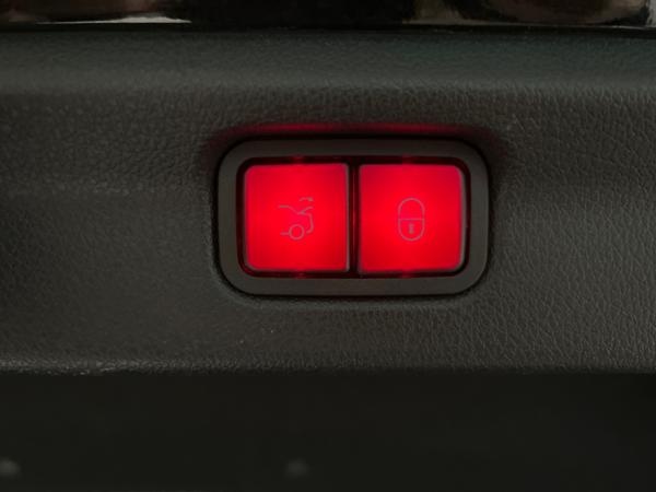 MERCEDES EQE AMG-Line 350 - ref: 7-55274 - Photo 15