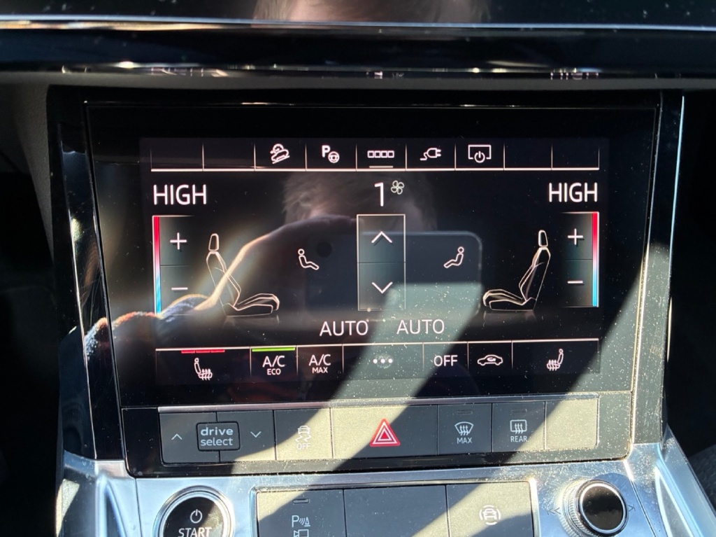 AUDI E-Tron S-Line e-tron 55 Quattro - ref: 7-55934 - Photo 9