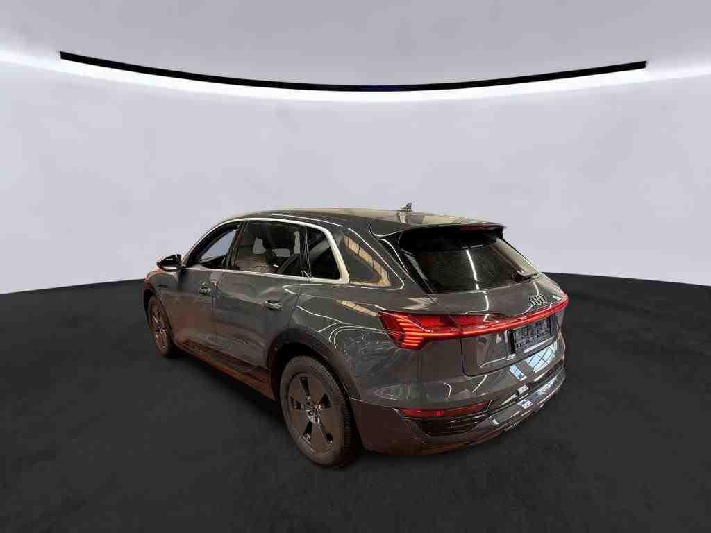 AUDI Q8 Advanced Elektro 340hp Quattro - ref: 7-55958 - Photo 3