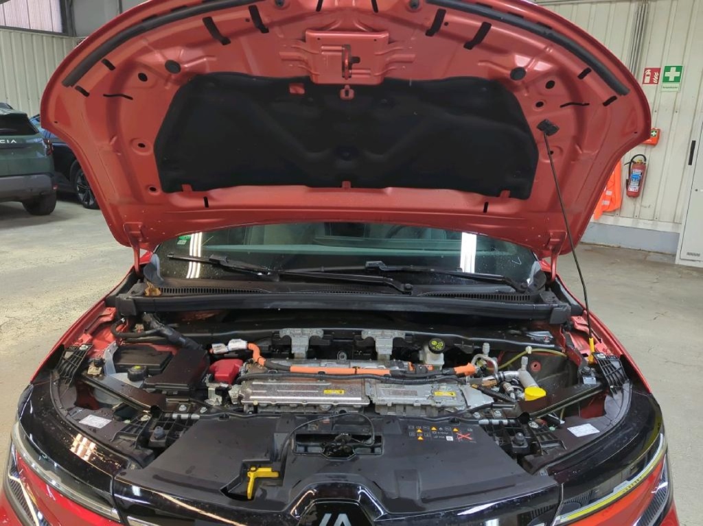 RENAULT Megane Techno EV60 - ref: 7-55964 - Photo 11